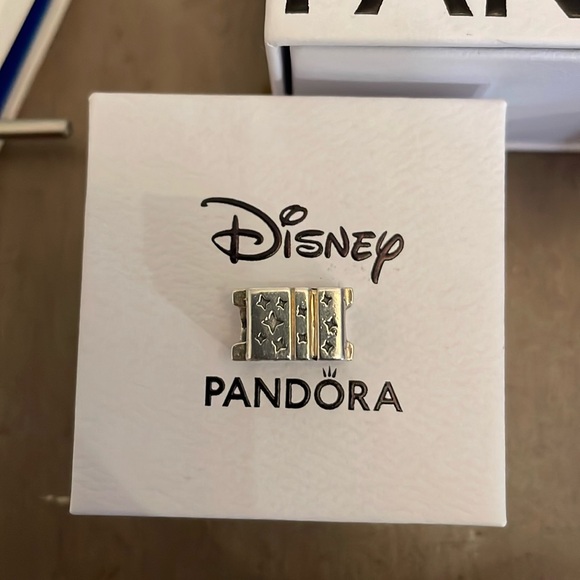 New Authentic Pandora Star Wars x Disney Logo Charm never worn on a bracelet. - Picture 3 of 4